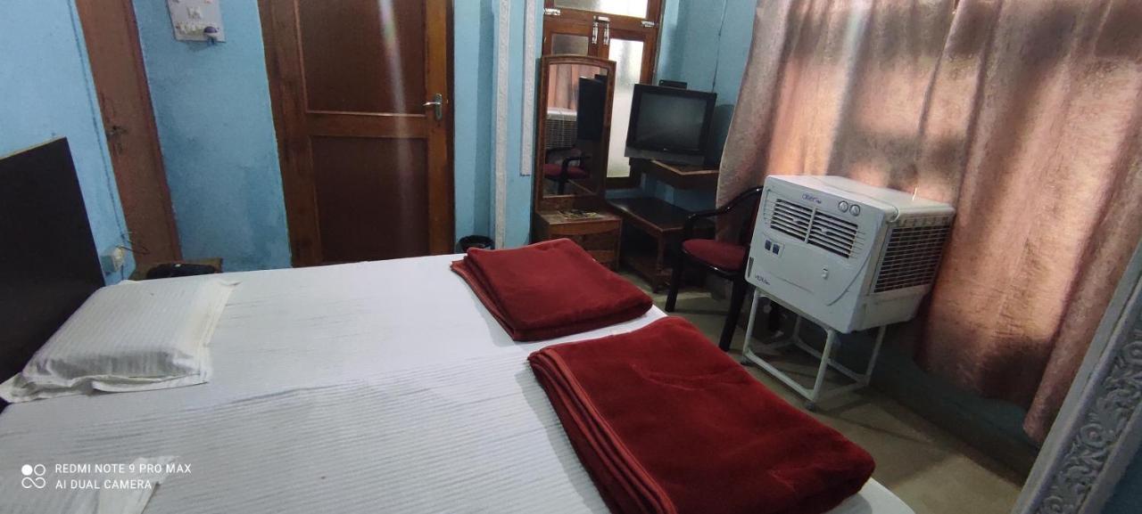 Hotel Avadh Balrampur Luaran gambar